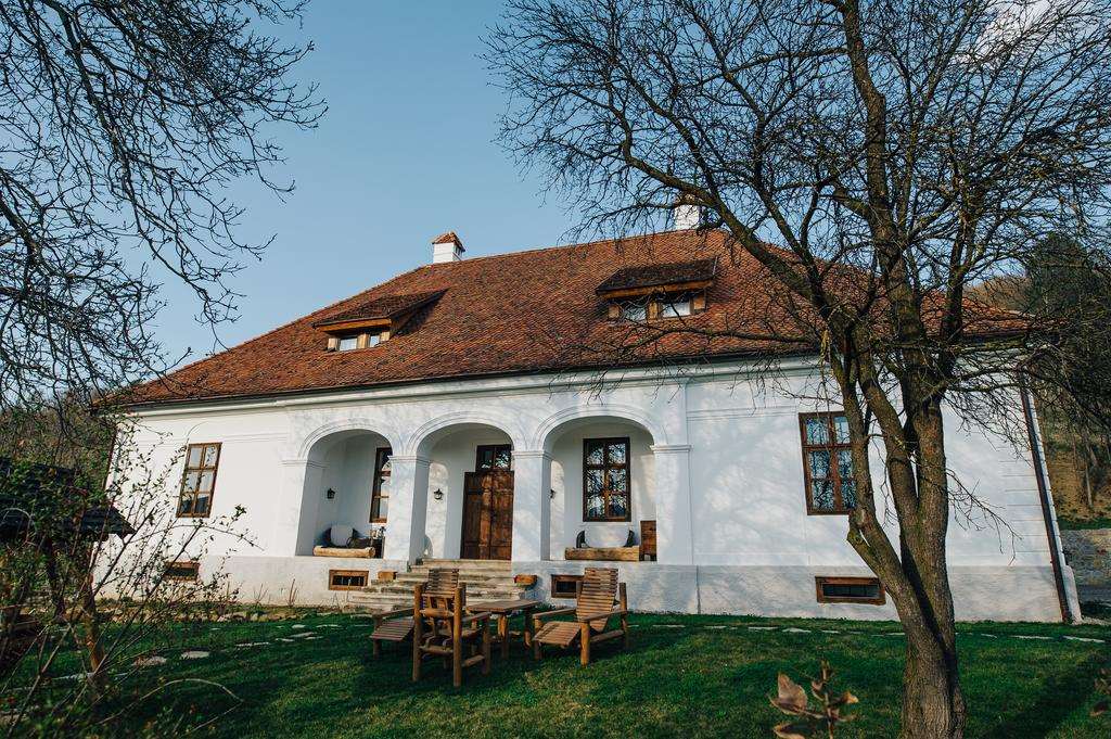 Hunting accommodation