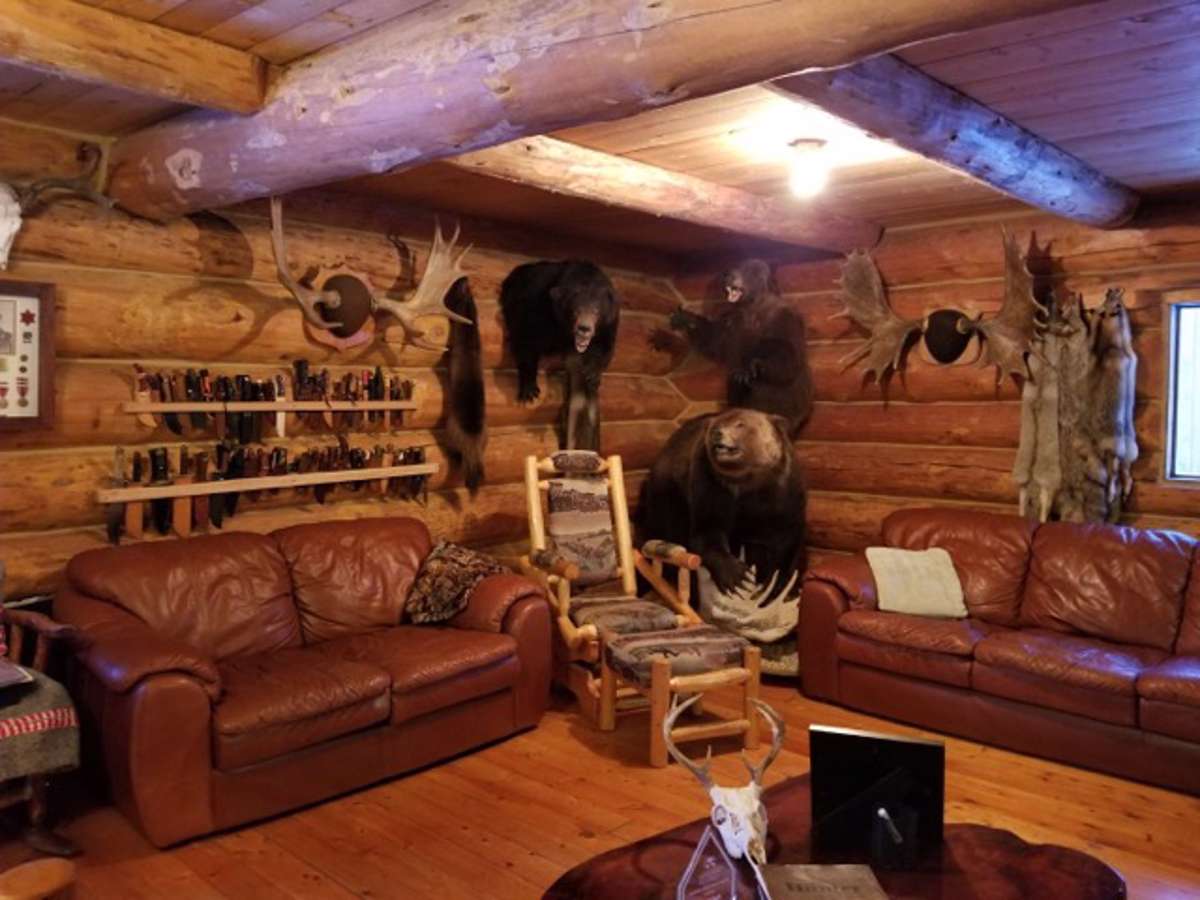 Hunting accommodation