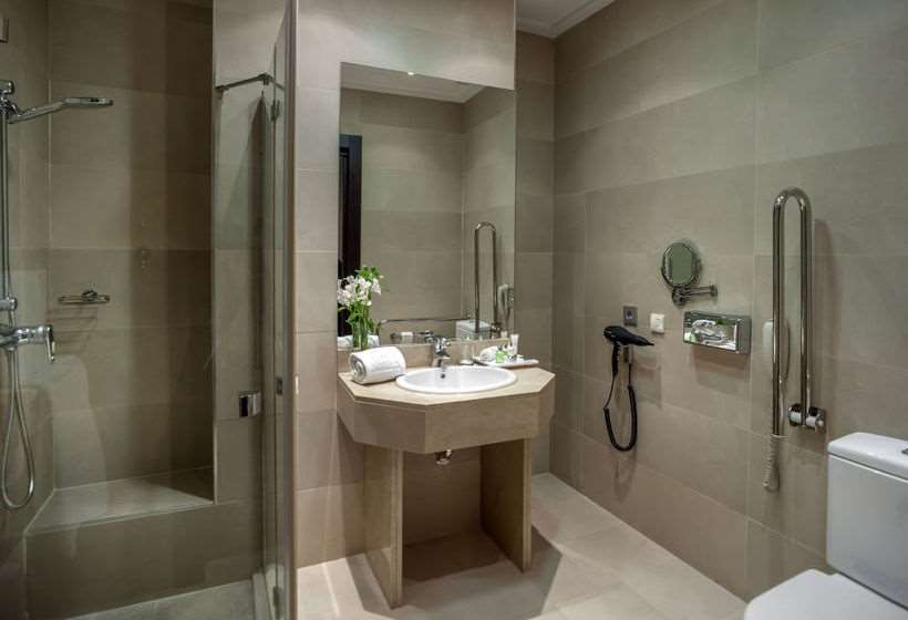 Hunting accommodation